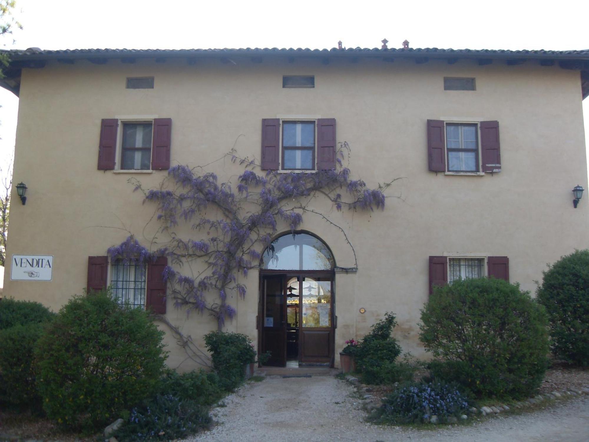 Agriturismo Montevecchio Isolani Monte San Pietro Ngoại thất bức ảnh